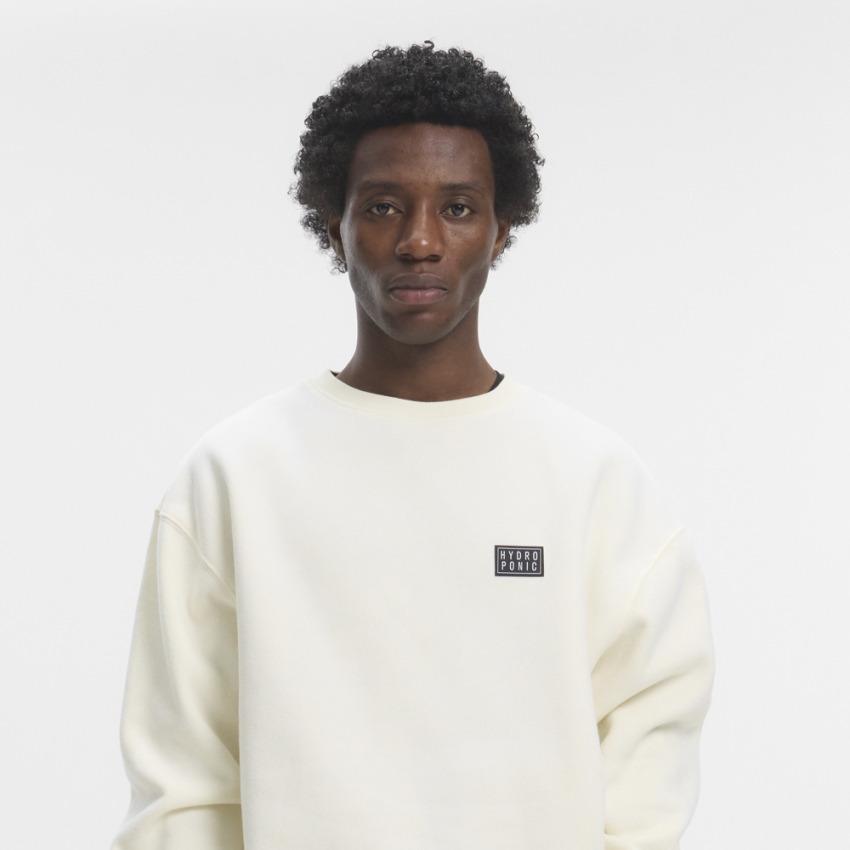 Sudadera Hydroponic Blanca LB Chapel – Básica sin Capucha Sudadera Hydroponic Blanca LB Chapel – Básica sin Capucha