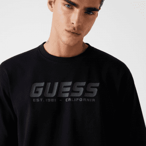 Camiseta Guess Negra Logo California – Básica Hombre
