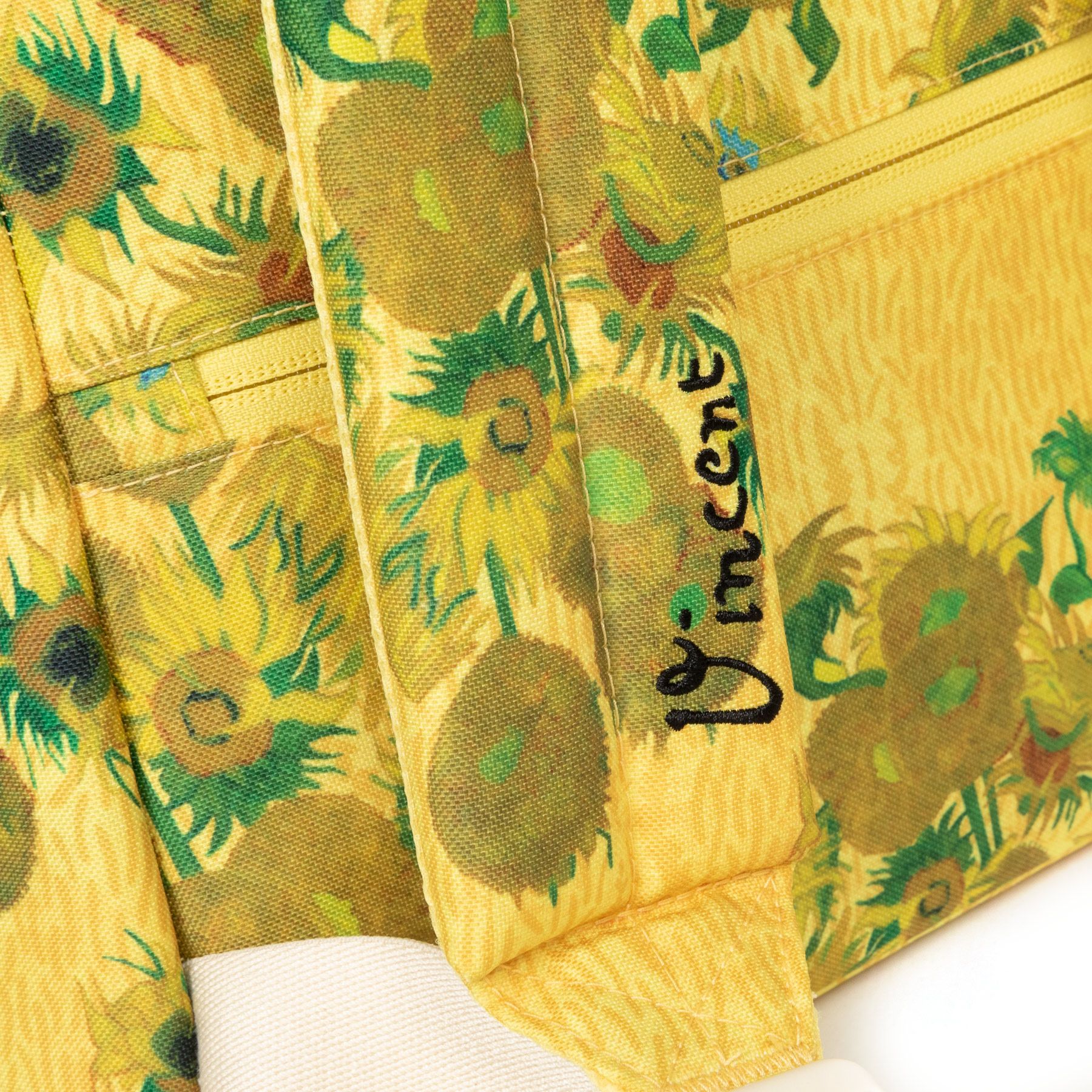 Mochila Eastpak Van Gogh Girasoles 24L – Day Pak’r Edición Especial