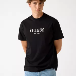 Camiseta Guess Hombre Negra Est.1981 – Logo Bordado Clásico