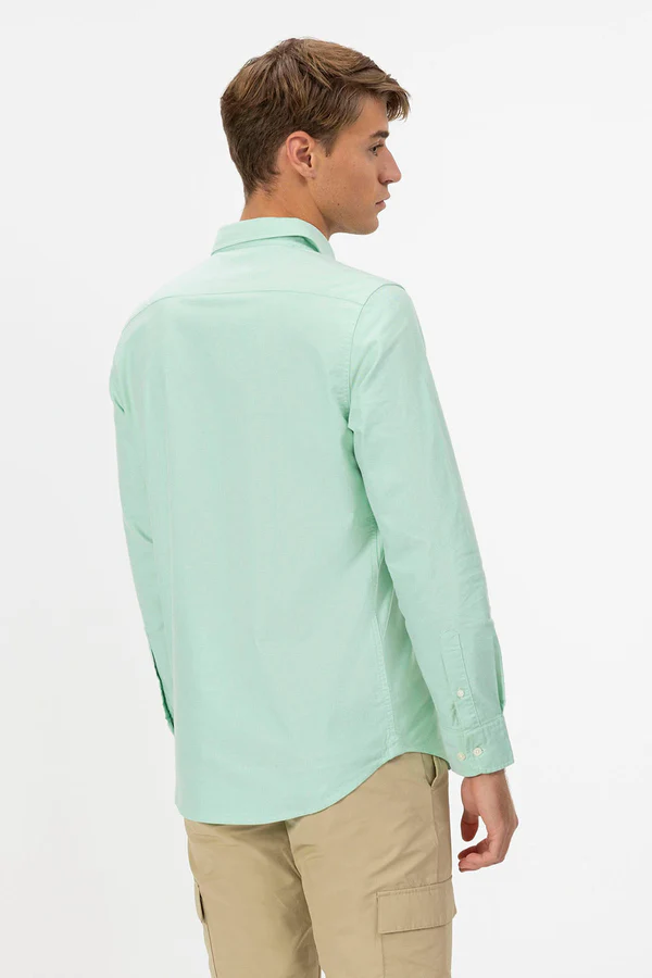 Camisa El Pulpo Verde Oxford – Clásico Atemporal