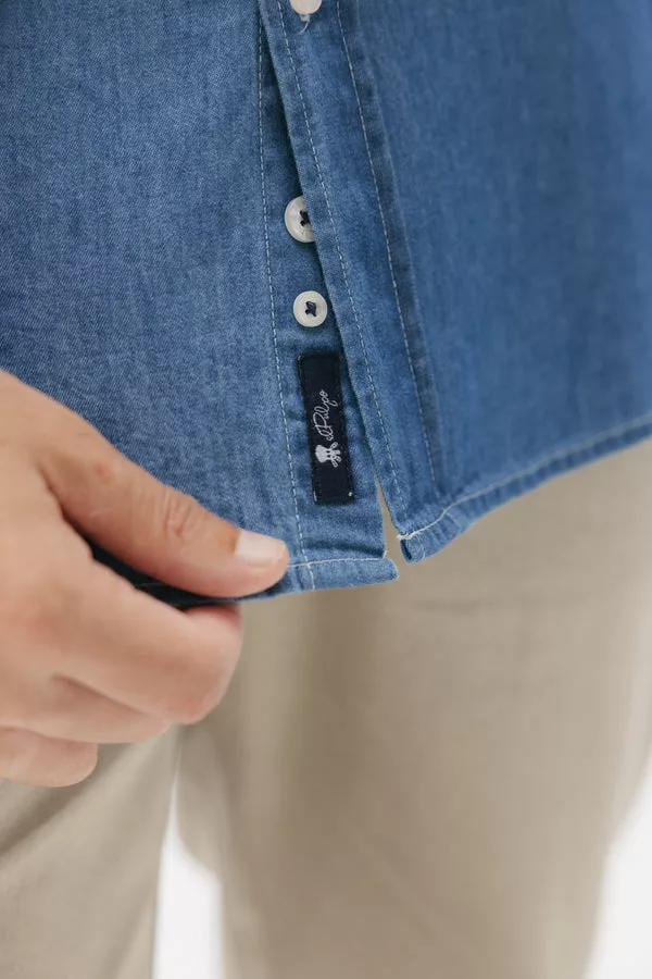 Camisa casual denim azul de algodón sostenible