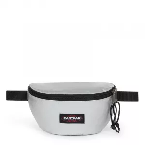 Riñonera Eastpak Springer Plata Metalizada – Estilo y Funcionalidad