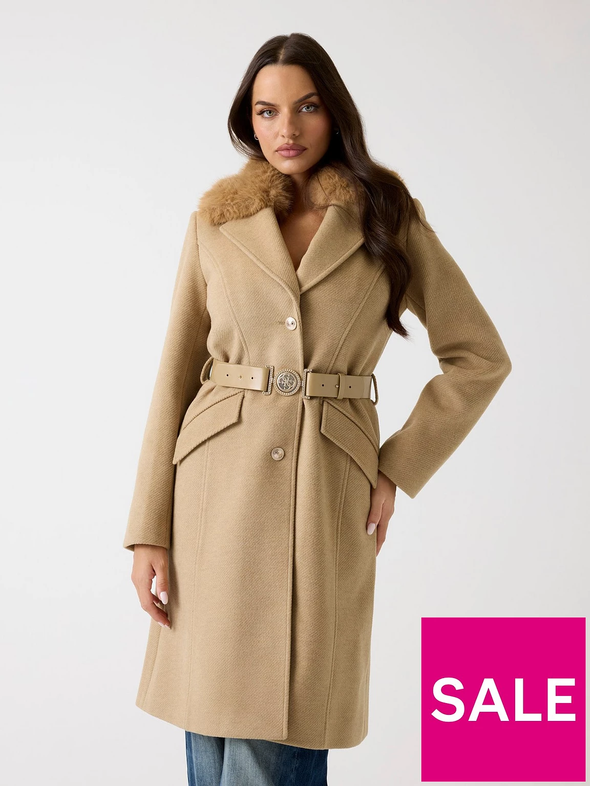 Gabardina Guess Patrice Beige con Cinturón – Elegante Invierno