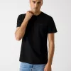 Camiseta Negra Guess Hombre – Algodón Orgánico Slim Fit Camiseta Negra Guess Hombre – Algodón Orgánico Slim Fit