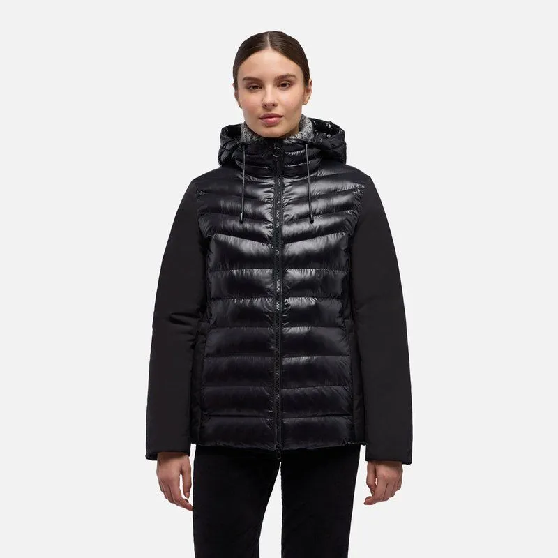 Chaqueta Geox Mujer Negra – Acolchada con Capucha y Estilo Urbano