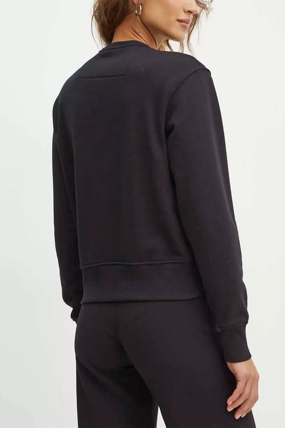 Camiseta Guess Mujer Negra con Logo – Manga Larga Camiseta Guess Mujer Negra con Logo – Manga Larga