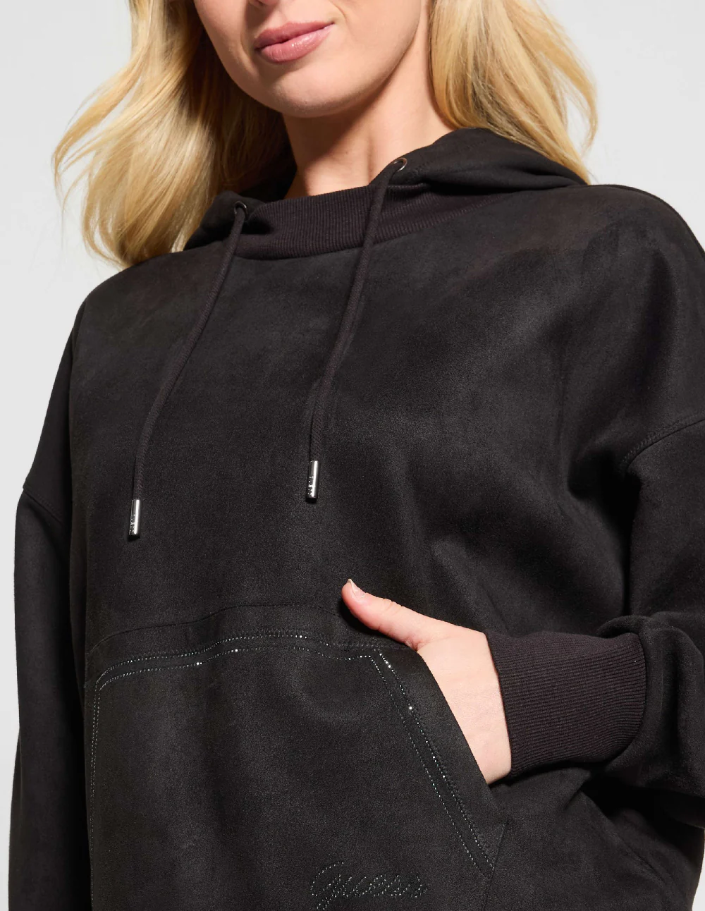 Sudadera Guess Mujer Negra con Capucha y Detalles Brillantes Sudadera Guess Mujer Negra con Capucha y Detalles Brillantes