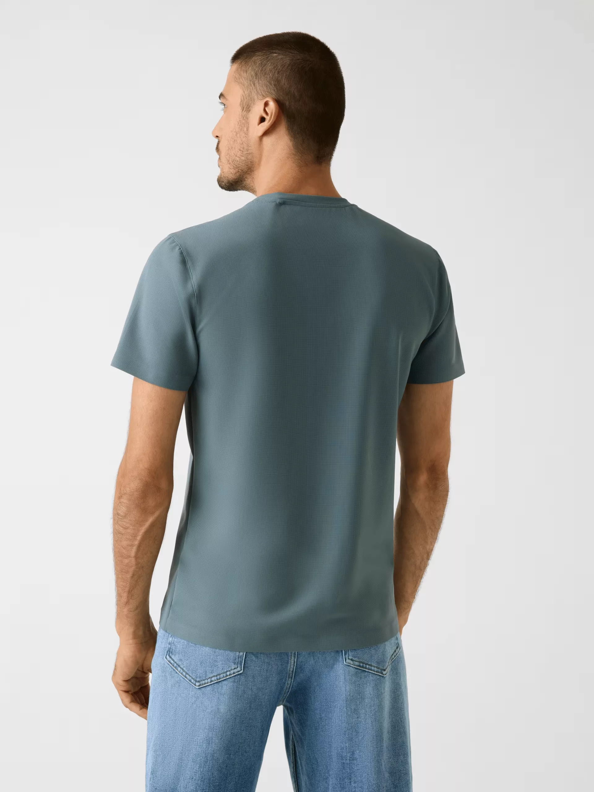 Camiseta Verde Guess Hombre – Slim Fit de Algodón Orgánico Camiseta Verde Guess Hombre – Slim Fit de Algodón Orgánico