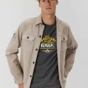 Sobrecamisa elPulpo beige con bolsillos frontales
