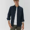 Camisa azul marino de sarga para hombre – estilo casual