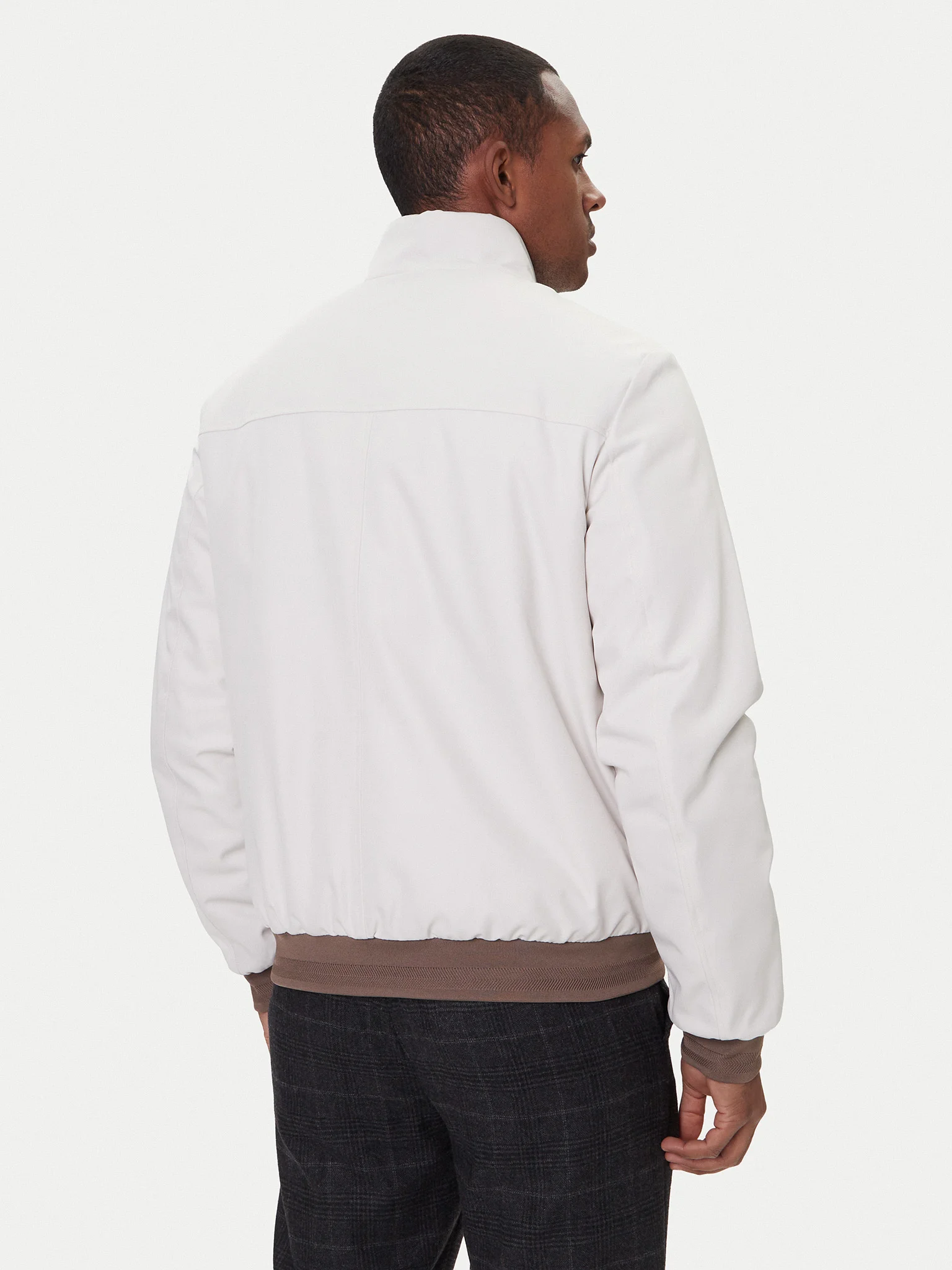 Chaqueta blanca hombre GEOX con forro transpirable