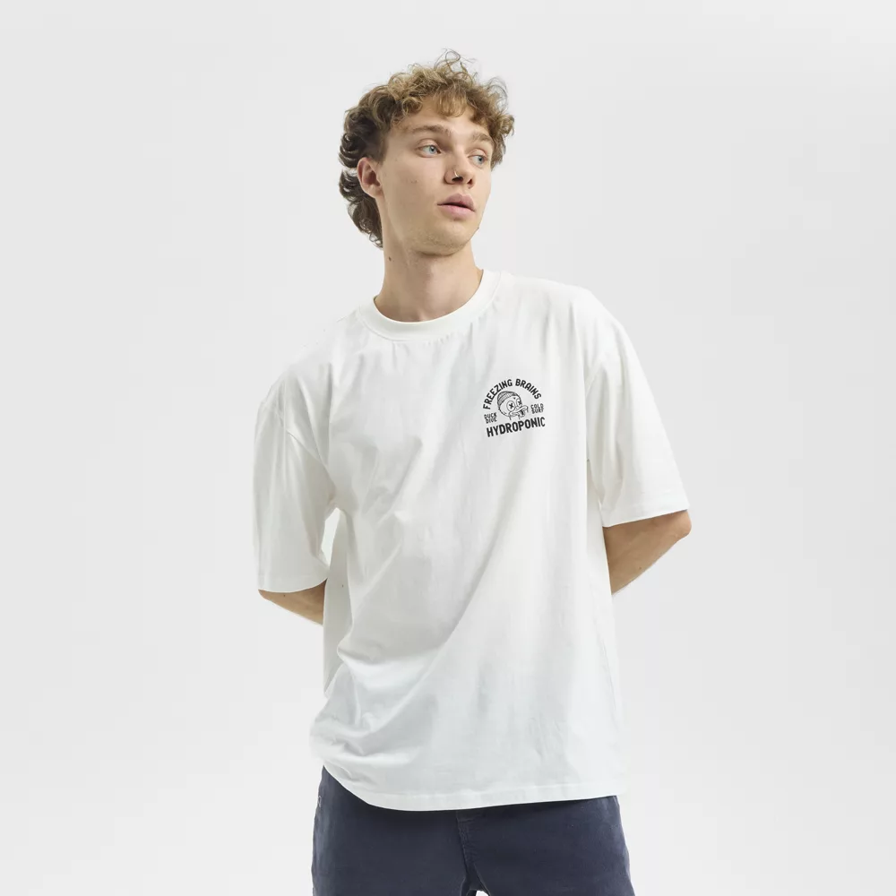 Camiseta blanca Hydroponic Duck SS 01 – Freezing Brains