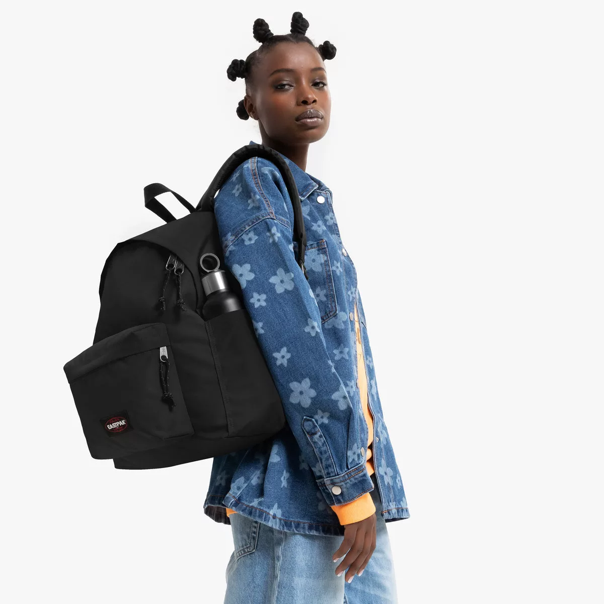 Mochila Eastpak Negra - Elegante y Resistente
