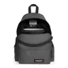 Mochila Eastpak Gris oscuro - Elegante y Resistente Mochila Eastpak Gris oscuro elegante y resistente